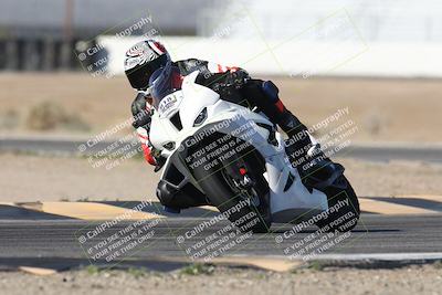 media/Jan-15-2026-Racers Edge (Thu) [[dfebeb70ab]]/3-B Group/Session 1 Turn 15/